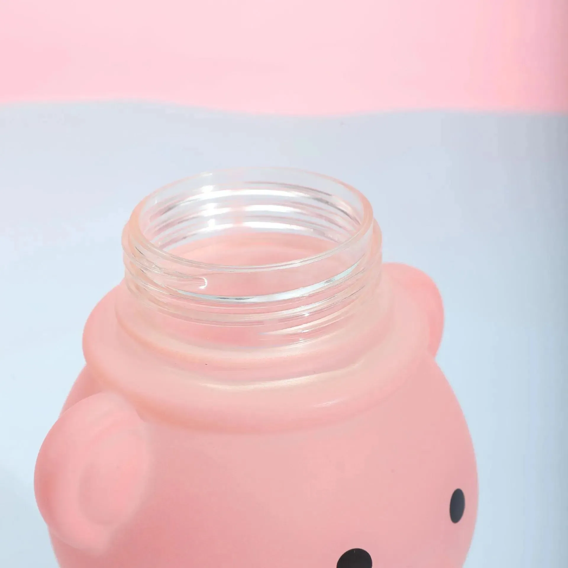 Cute Smile Bear Bottle (800 ml)