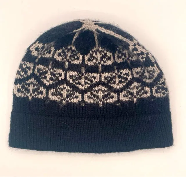 Large Black and Gray Wool Aspen Leaf Knit Hat