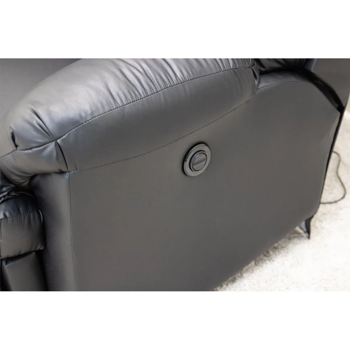 Montana Custom Reclining Loveseat