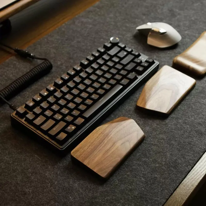 Split Palm Rest Support for Mechanical Keyboards